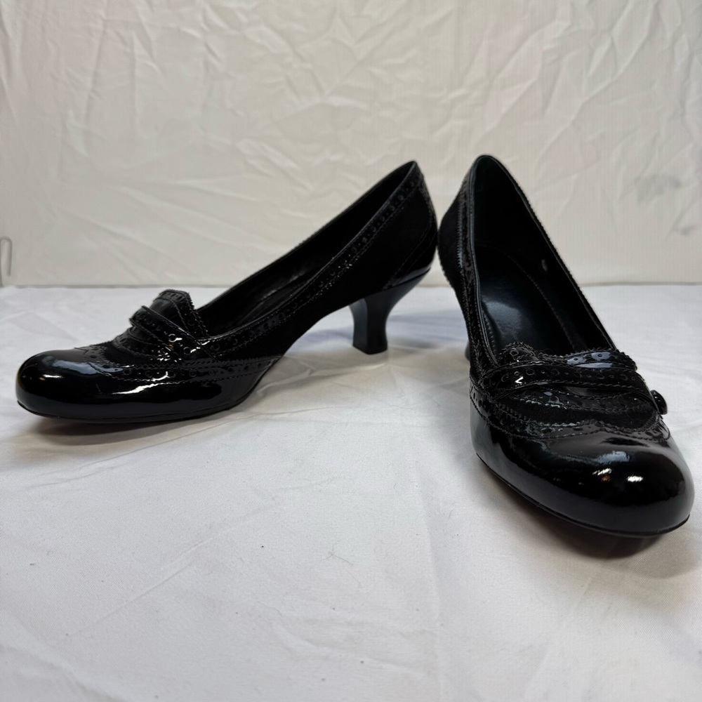 Franco Sarto Black Patent Leather and Suede Mary Jane Heels w/ intricate details - Picture 2 of 16